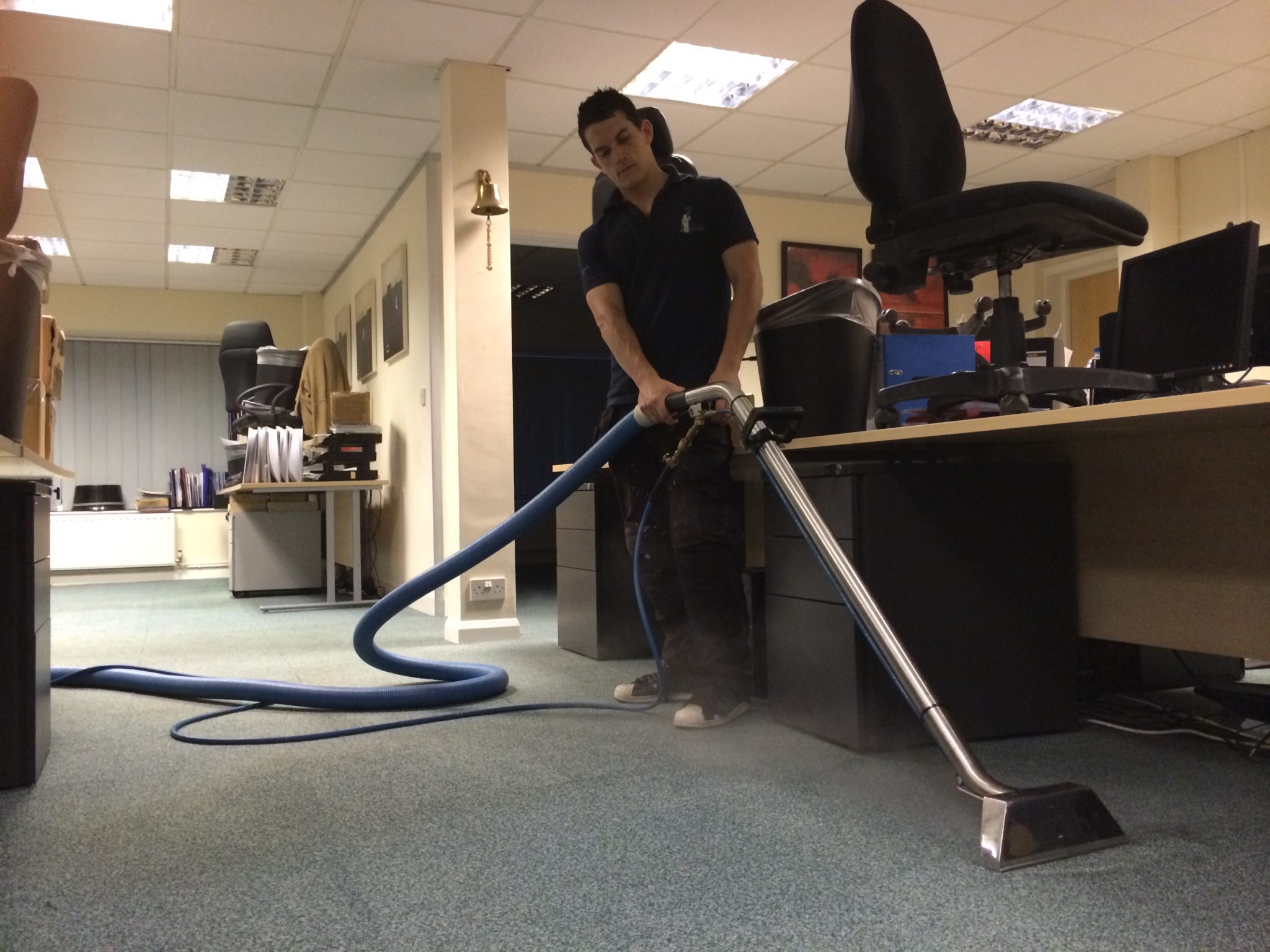 Office Carpet Cleaning Commercial Carpet Cleaning Services Cost 1 2048x1536 